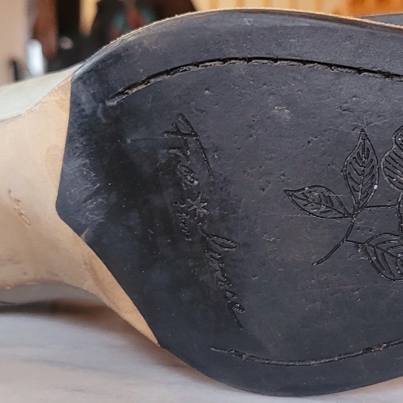 Free Lance grey lace up heels - Picture 2 of 8